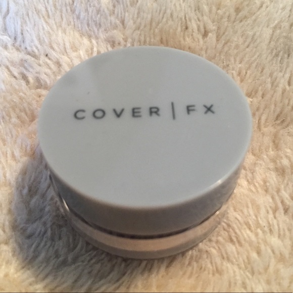 Cover FX Perfect Setting Powder - Picture 2 of 8